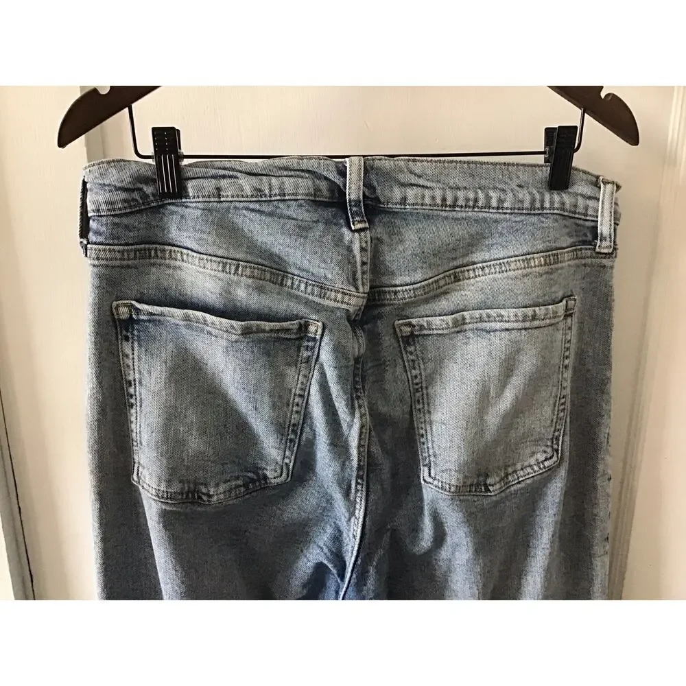 Old Navy Extra High Rise Sky High Straight Light Wash Jean Button Fly  14